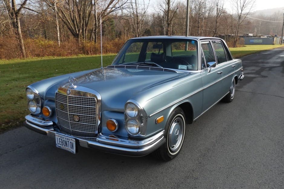 1971 Mercedes-Benz W108 & W109 sold for $22,500