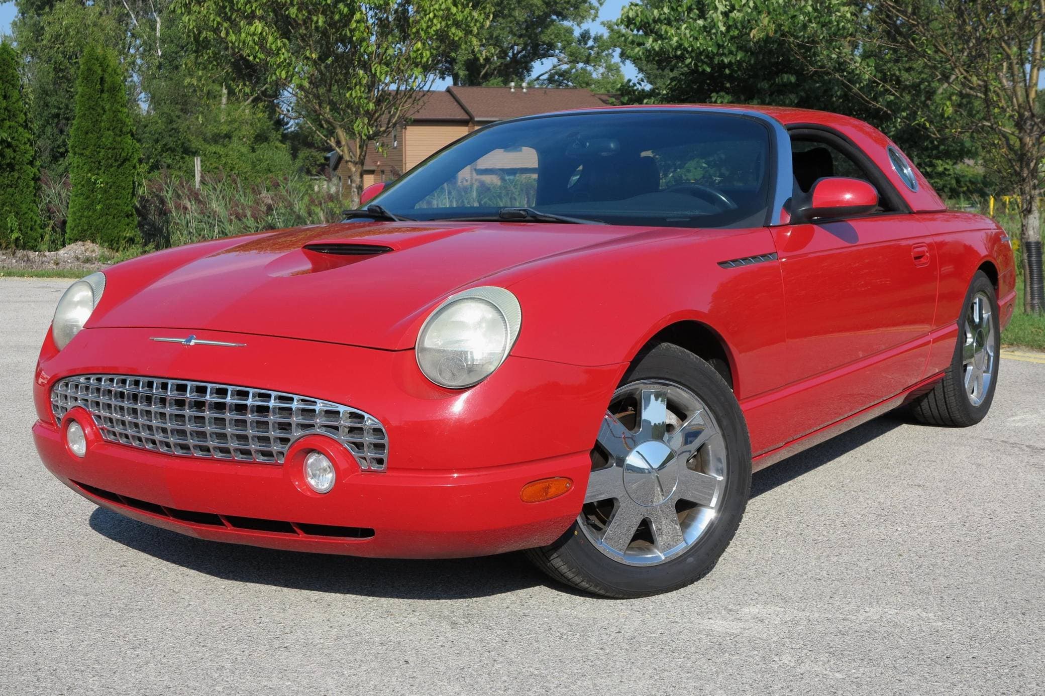2002 Ford Thunderbird sold for $6,850