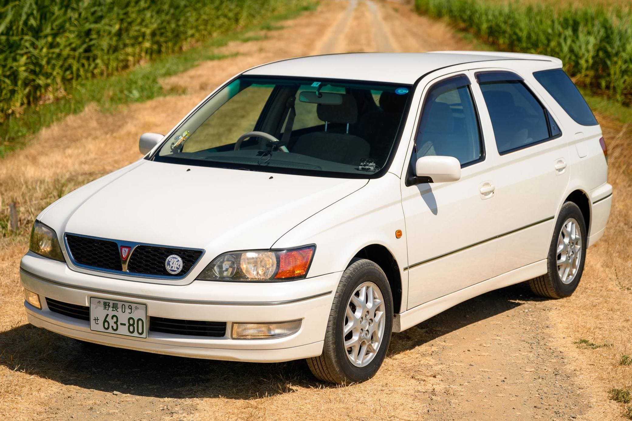 1999 Toyota Vista sold for $5,400