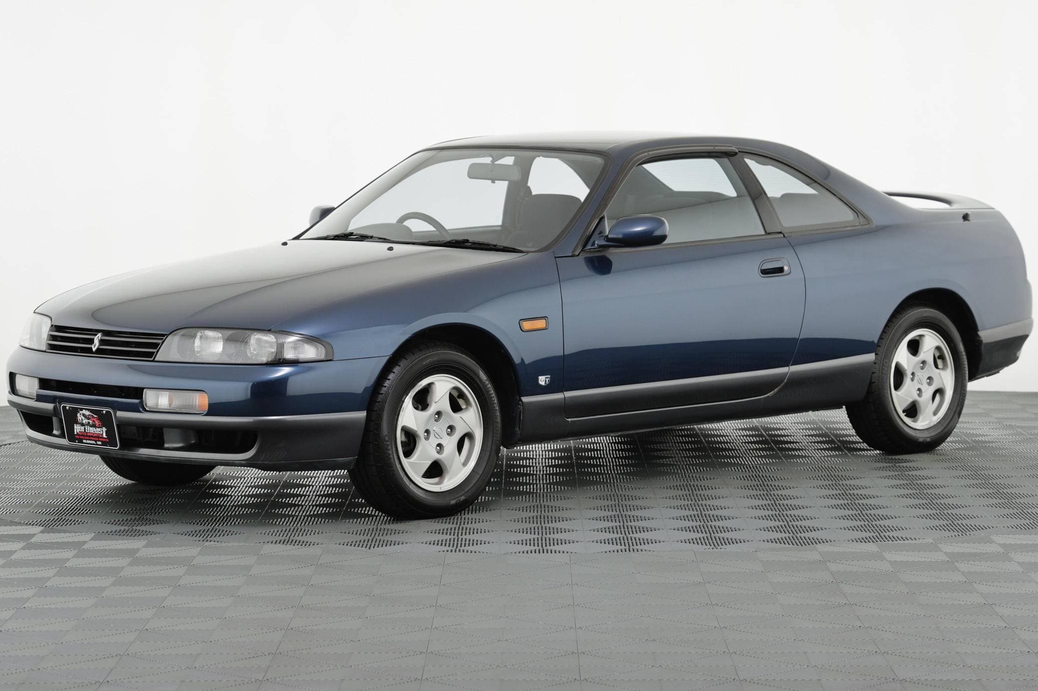 1993 Nissan R33 Skyline sold for $12,250