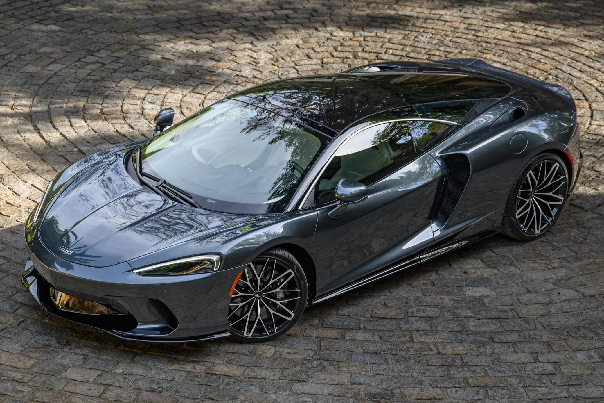 2021 McLaren GT sold for $151,000