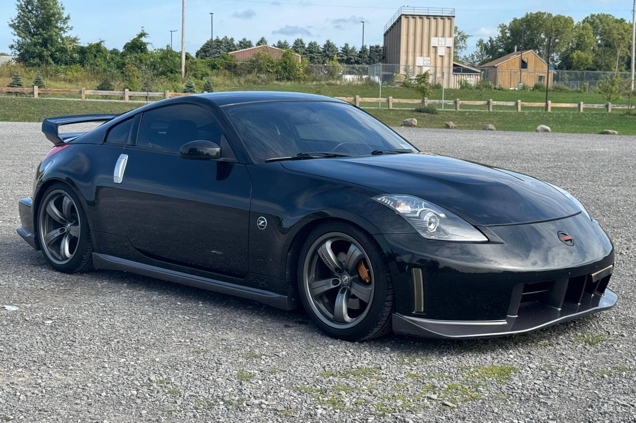 2008 Nissan 350Z sold for $18,500