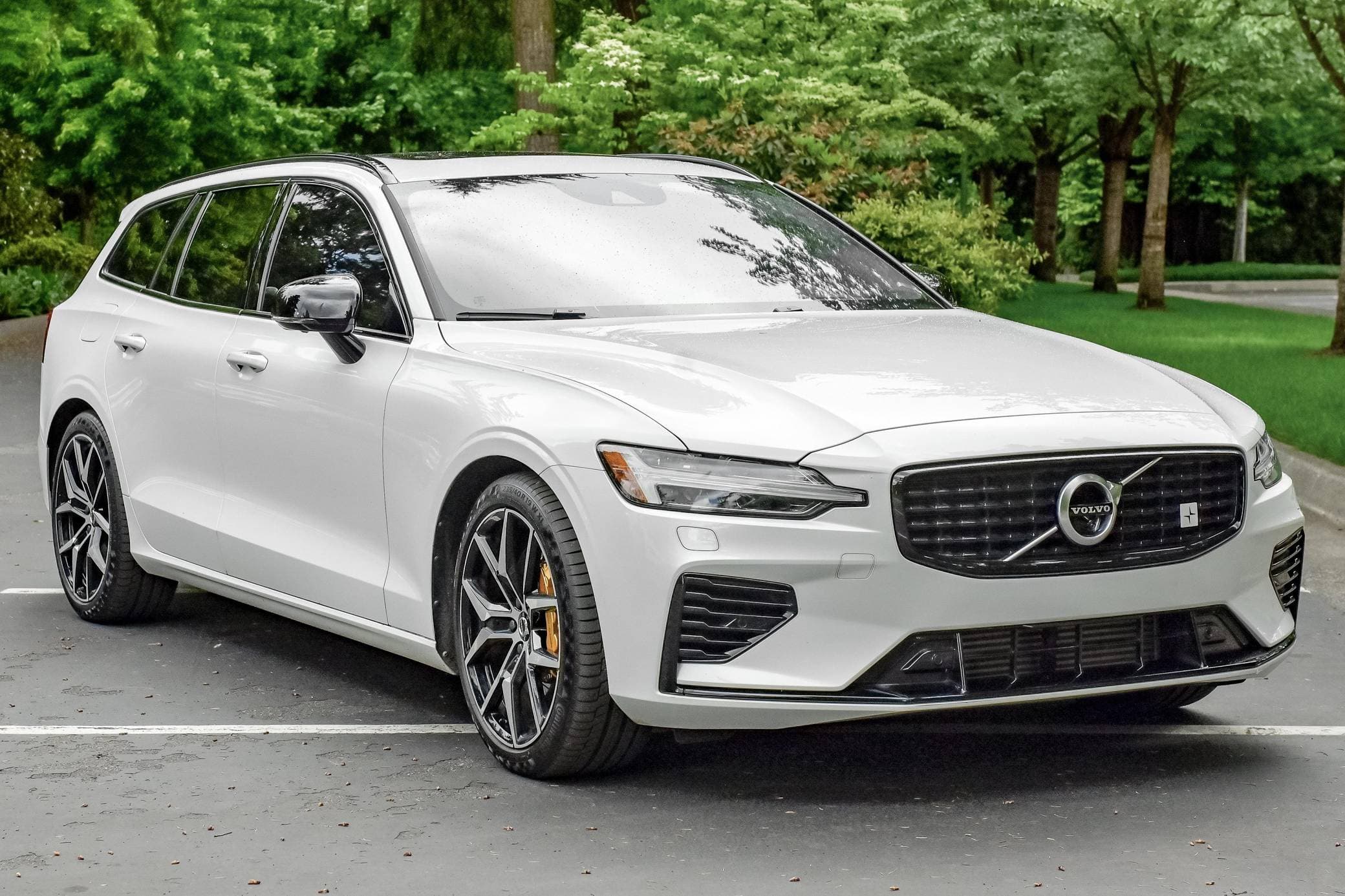 2020 Volvo V60 sold for $58,500