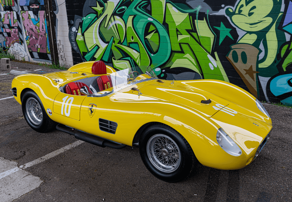 1959 Ferrari  sold for $207,499
