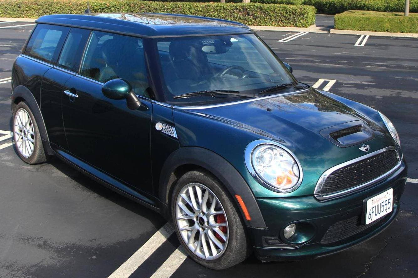 2009 MINI Cooper Clubman sold for $5,455