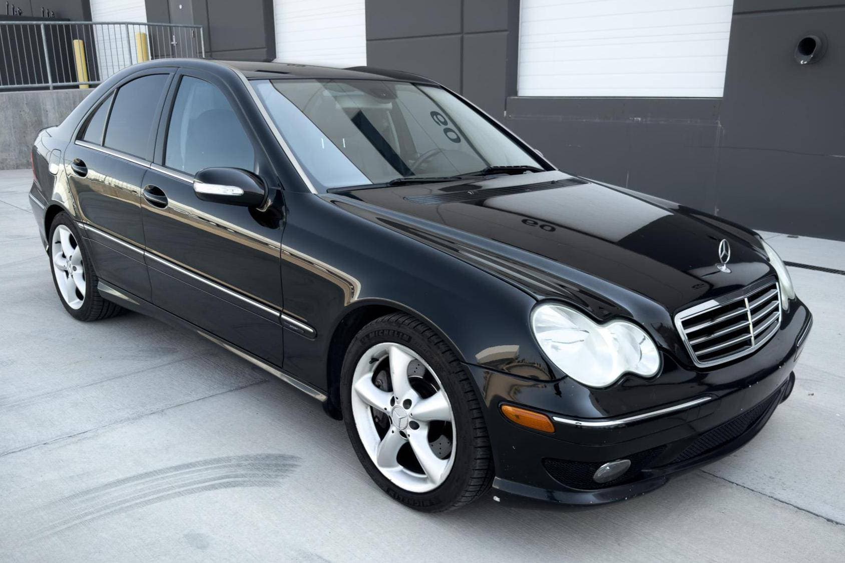 2006 Mercedes-Benz C-Class sold for $5,650