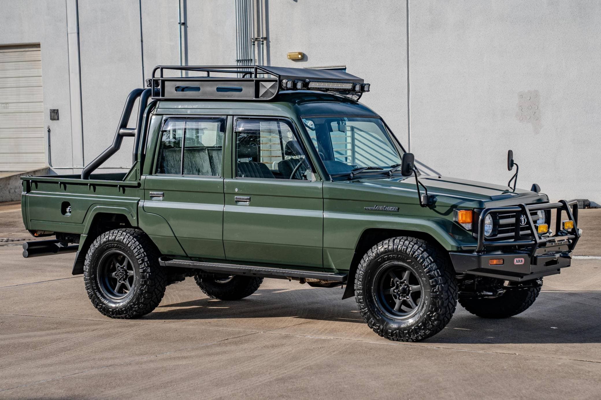 1998 Toyota Land Cruiser sold for $38,750
