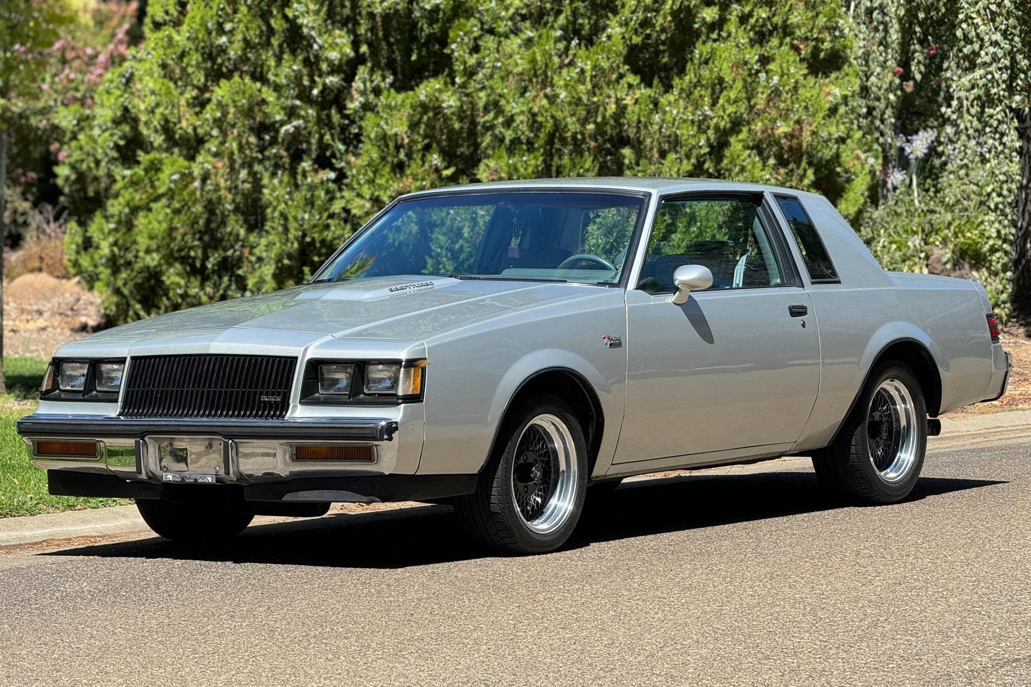1986 Buick Regal sold for $17,200