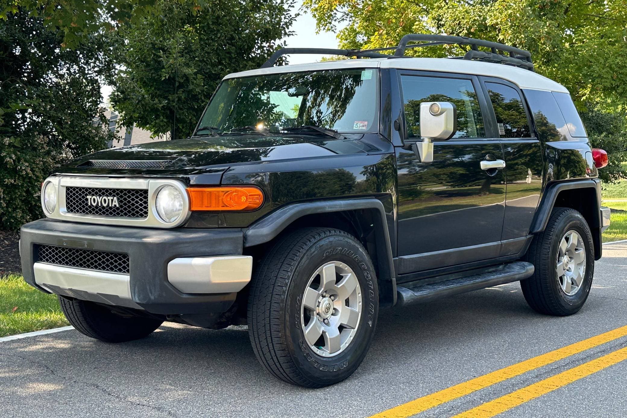 2007 Toyota FJ Cruiser sold for $10,600