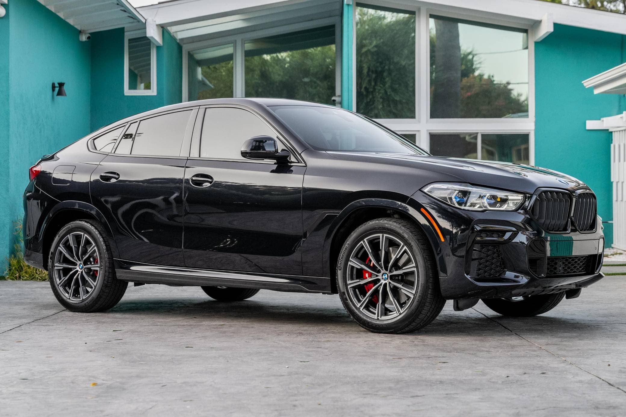 2022 BMW X6 sold for $49,250
