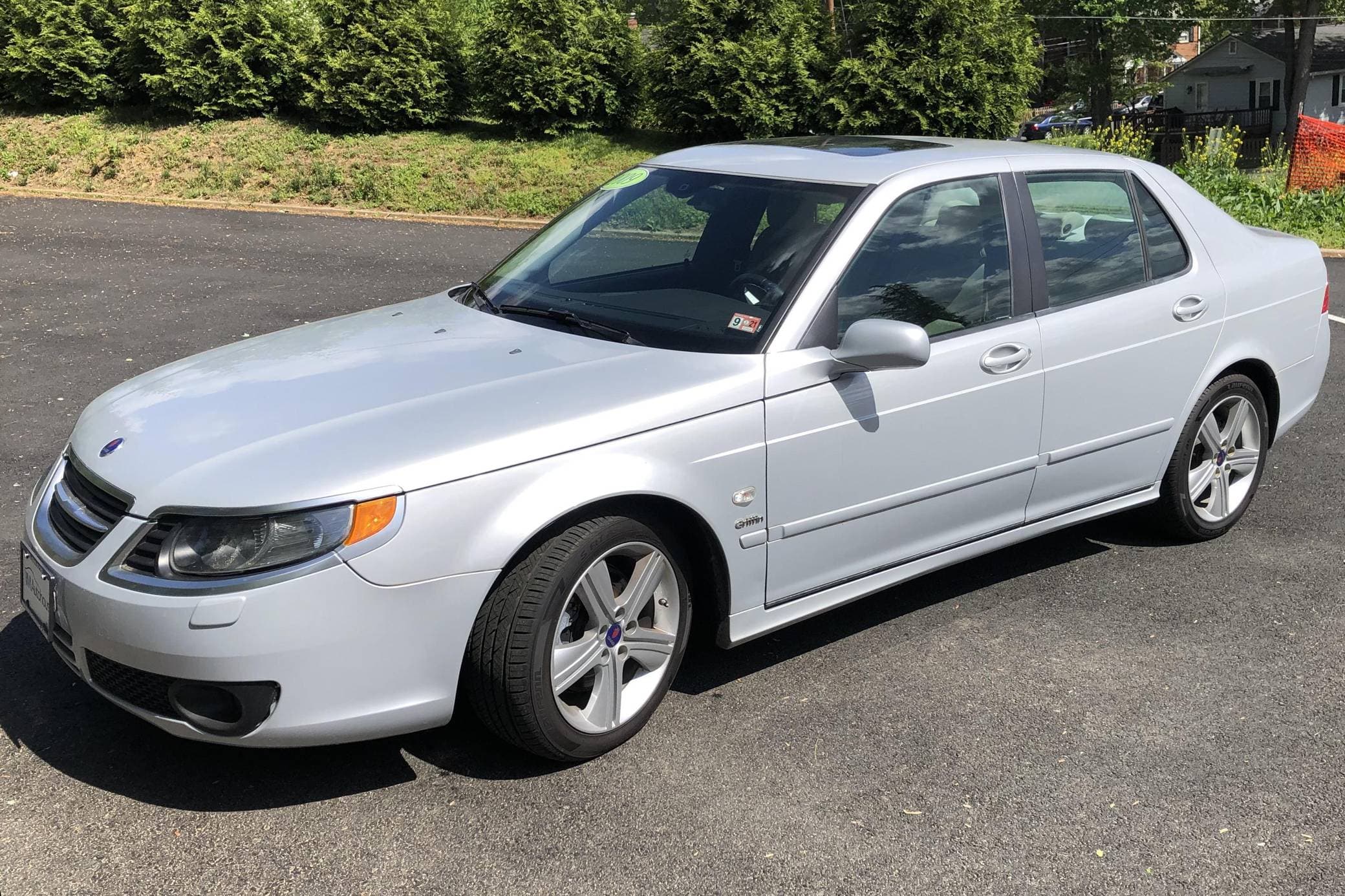 2009 Saab 9-5 sold for $5,800