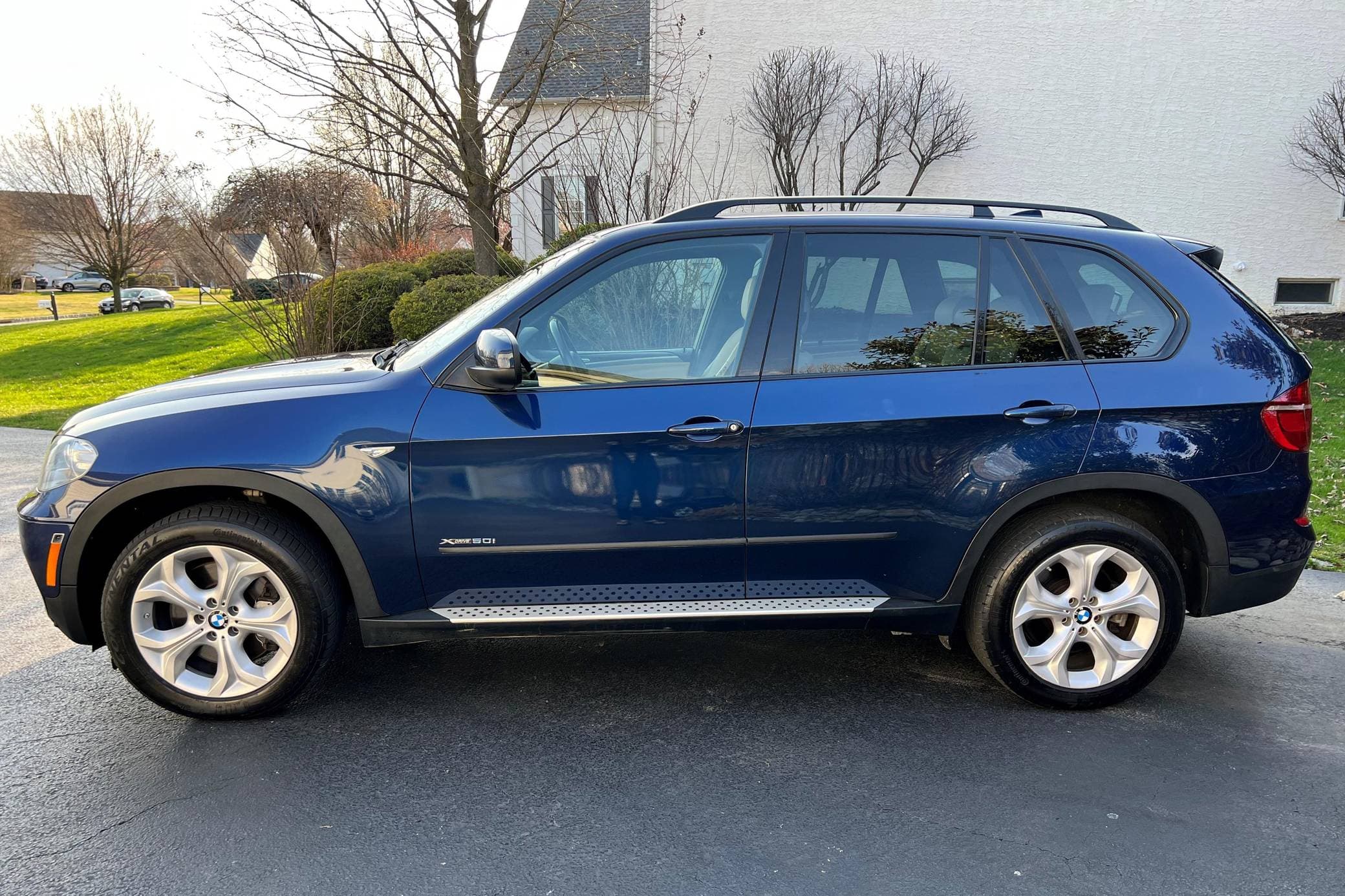 2012 BMW X5 sold for $13,111