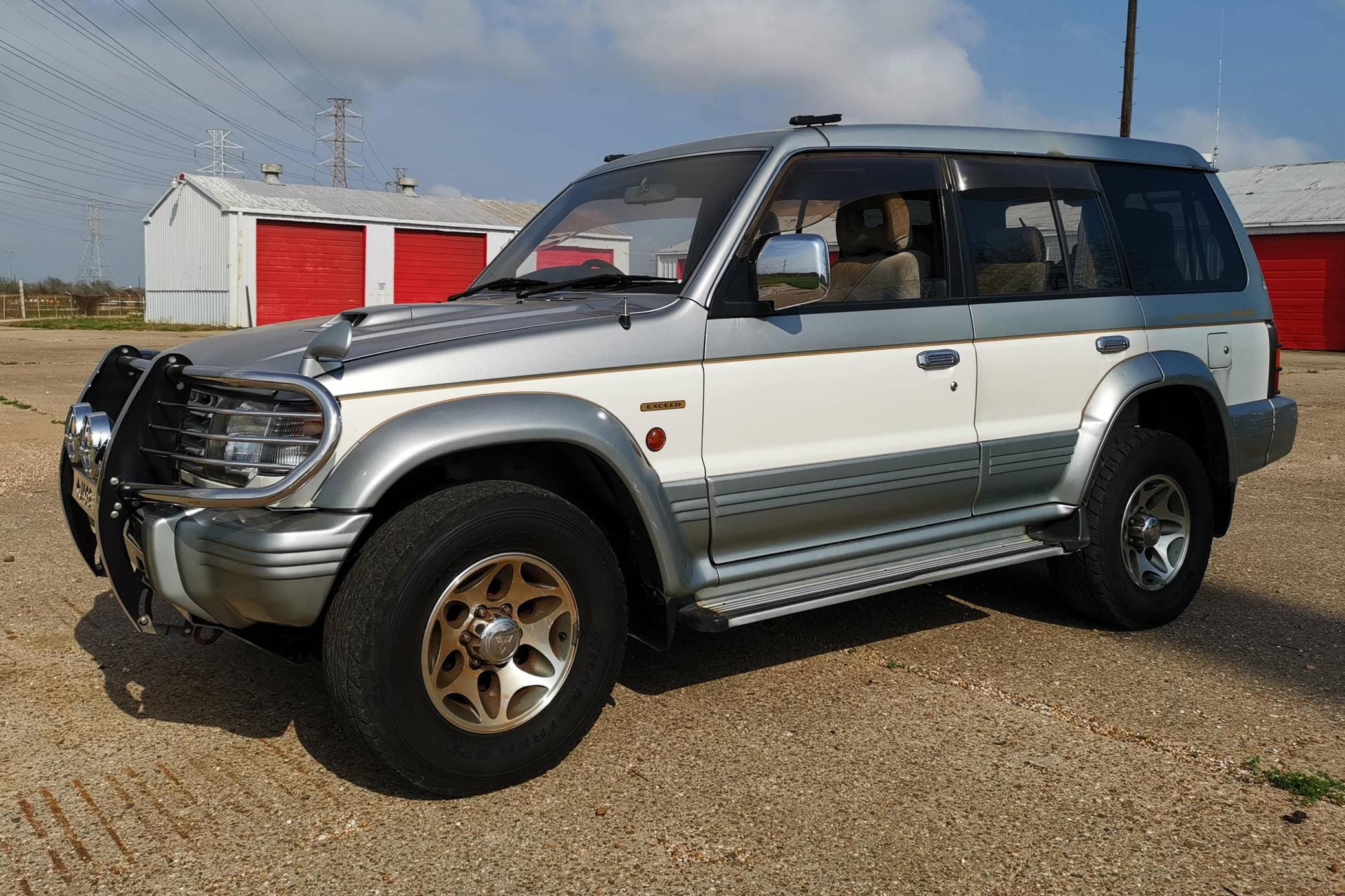 1996 Mitsubishi Pajero sold for $10,000
