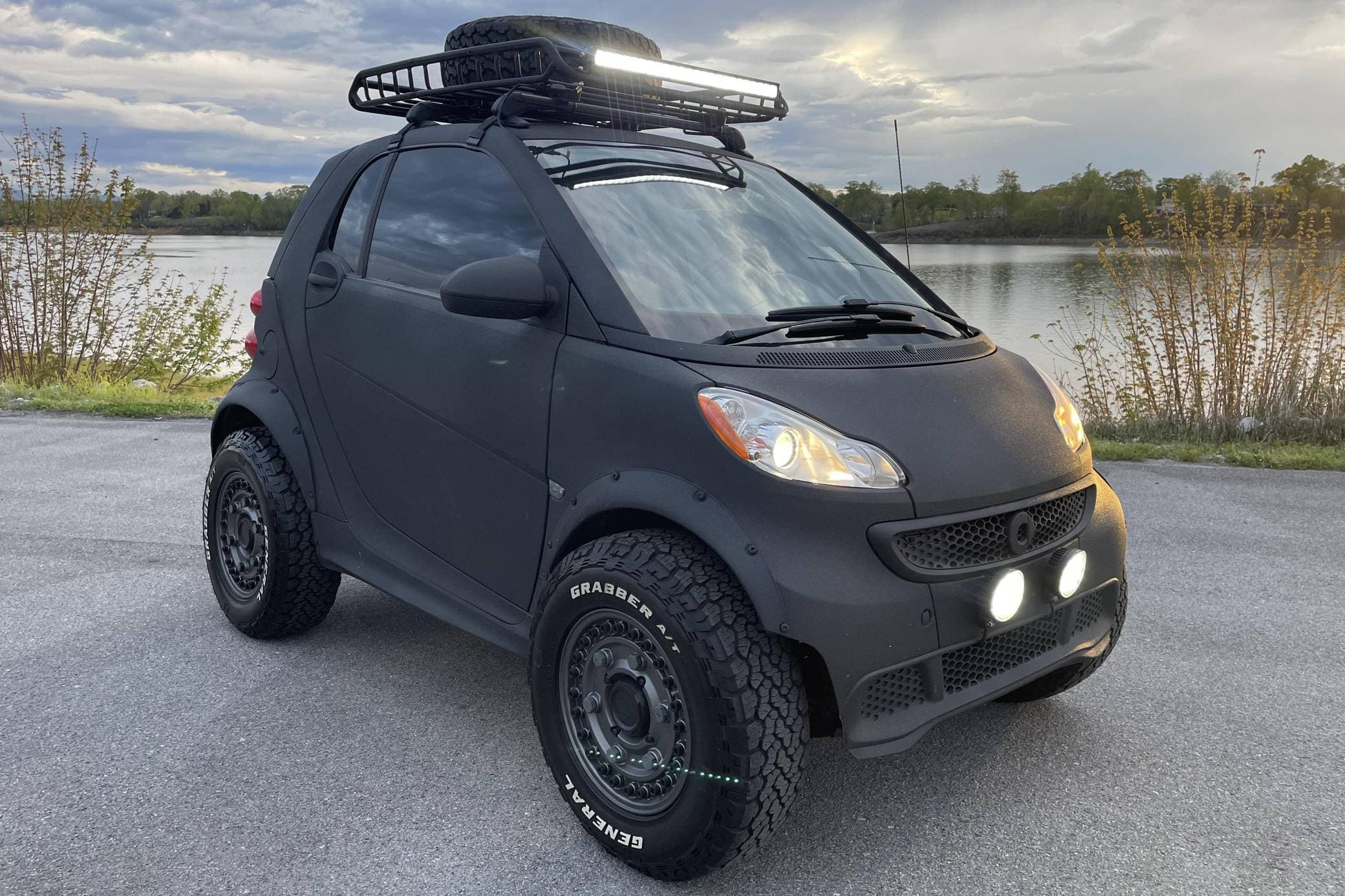 2015 Smart Fortwo sold for $15,500