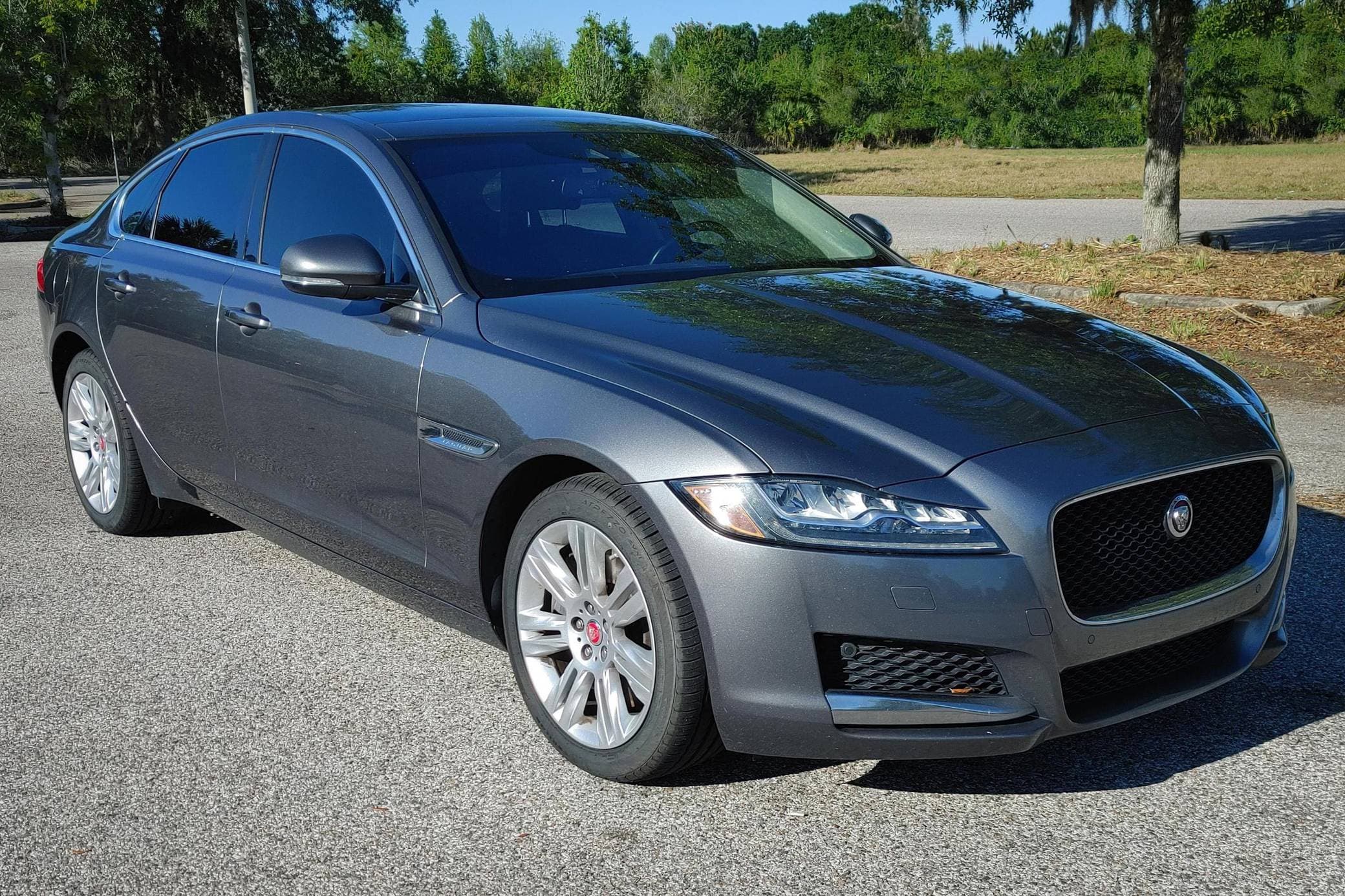 2017 Jaguar XF sold for $17,250