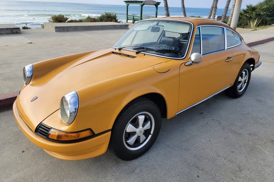 1969 Porsche 912 sold for $42,250
