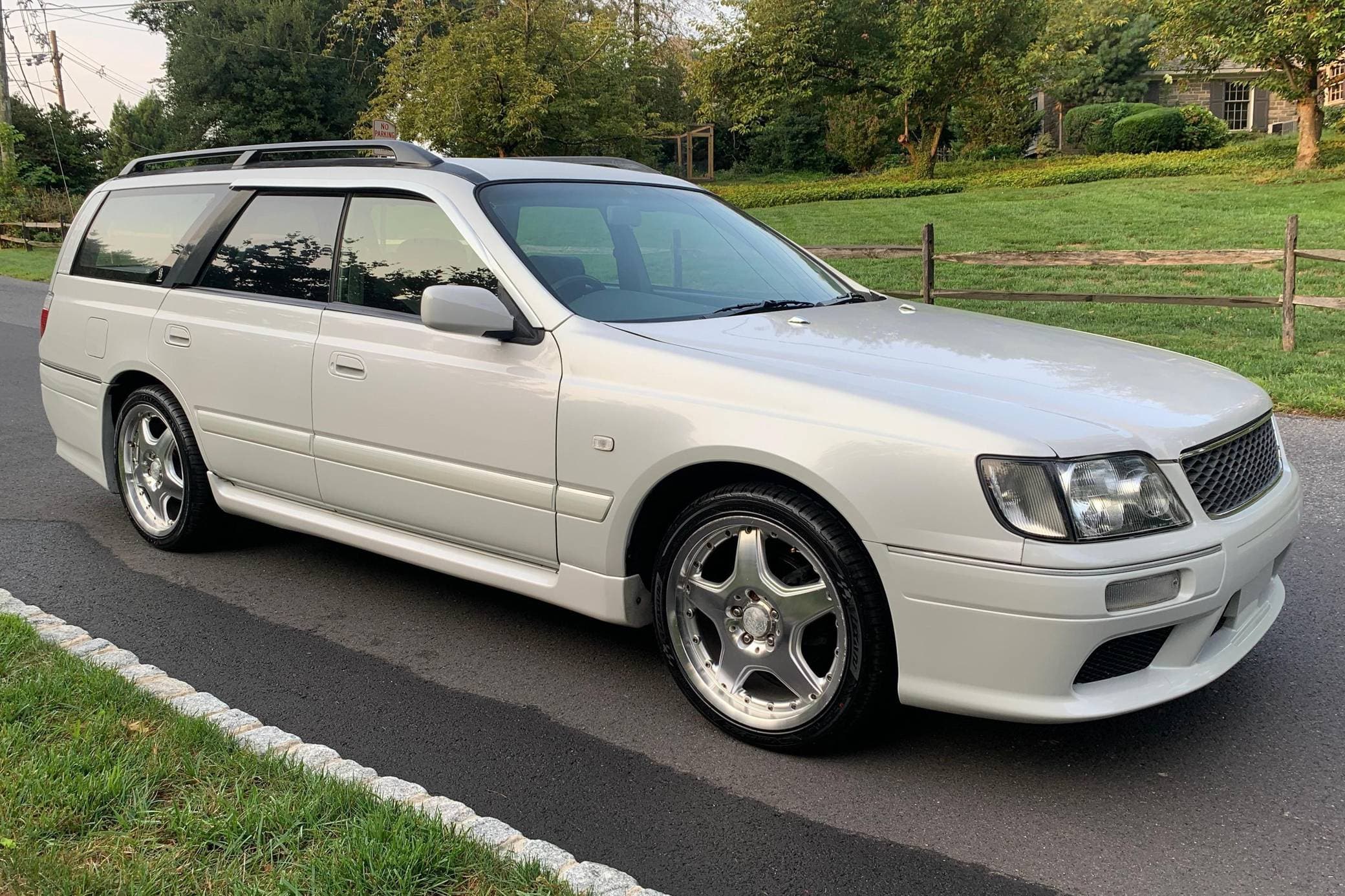 1997 Nissan Stagea sold for $10,000