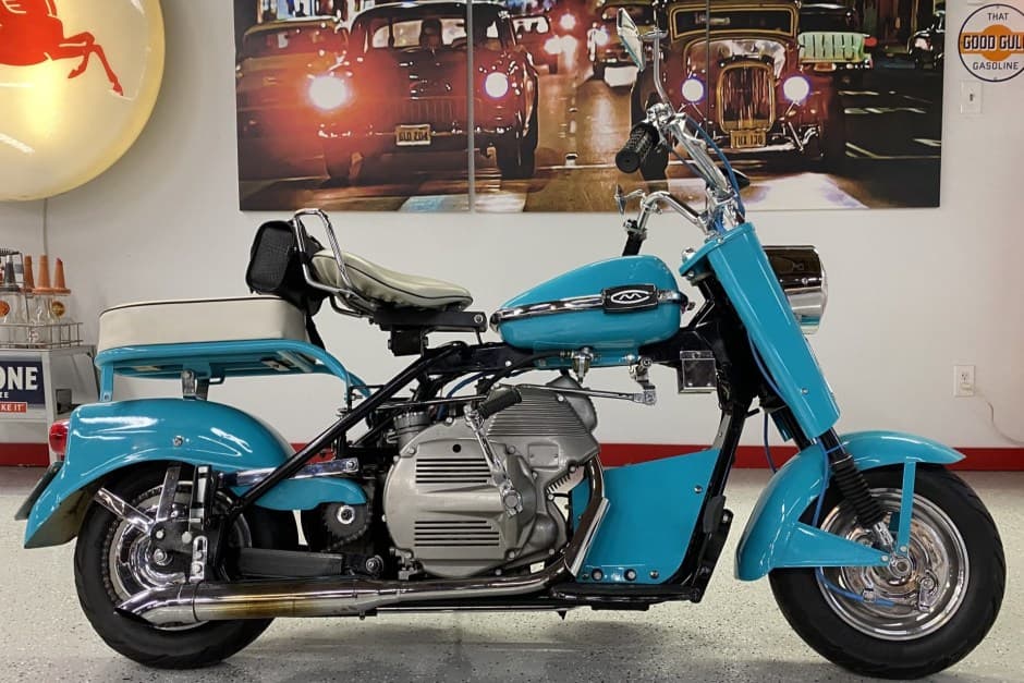 1962 Cushman Eagle sold for $5,400