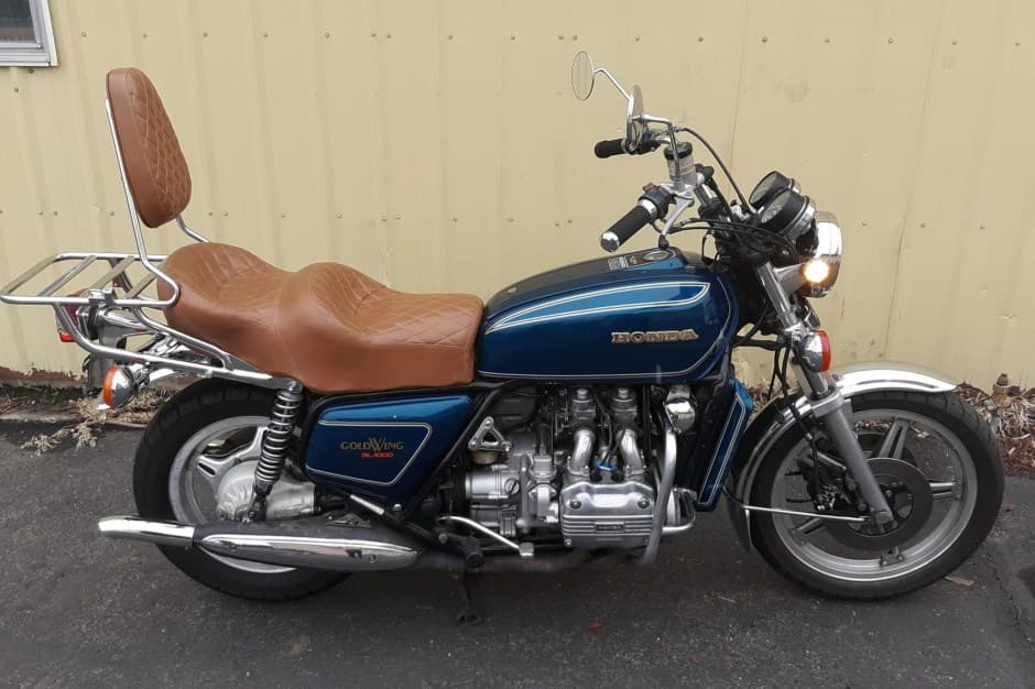 1977 Honda Gold Wing sold for $1,900