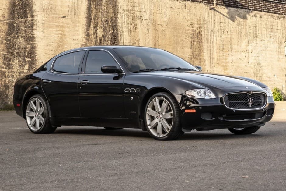 2006 Maserati Quattroporte sold for $15,872