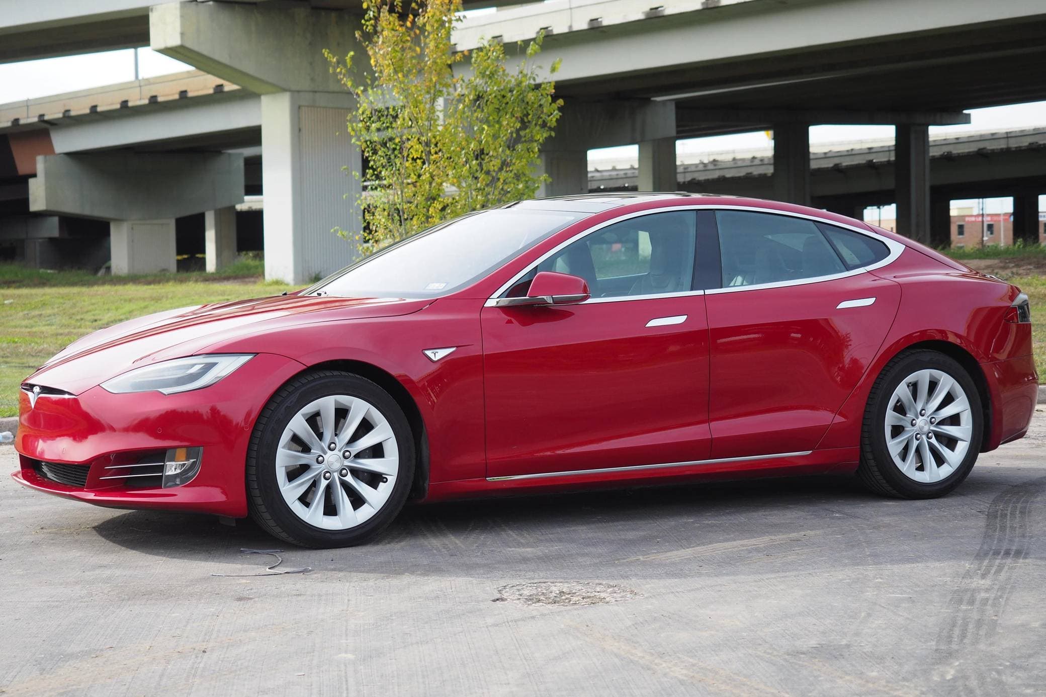 2016 Tesla Model S sold for $24,000