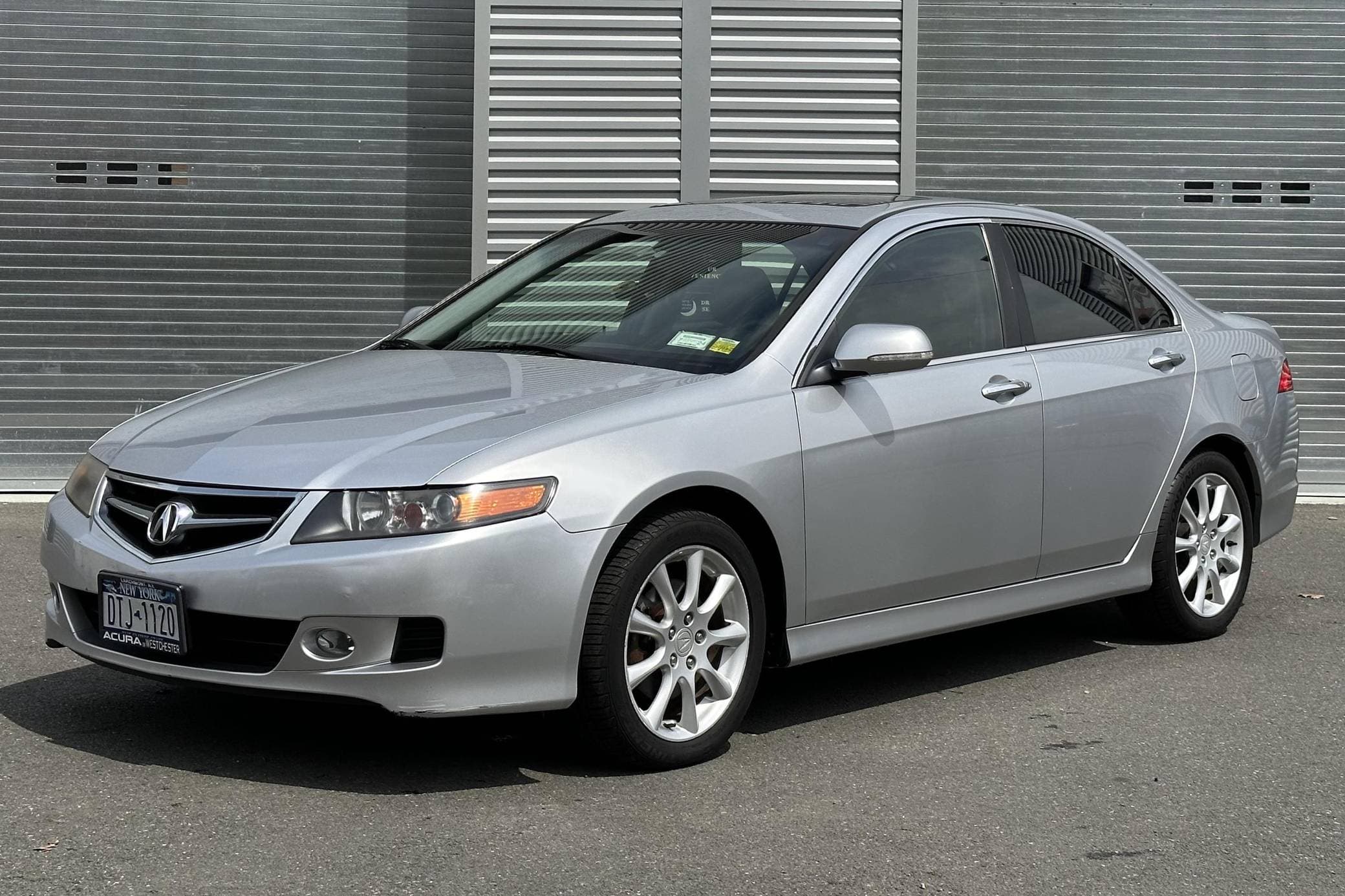 2006 Acura TSX sold for $10,500