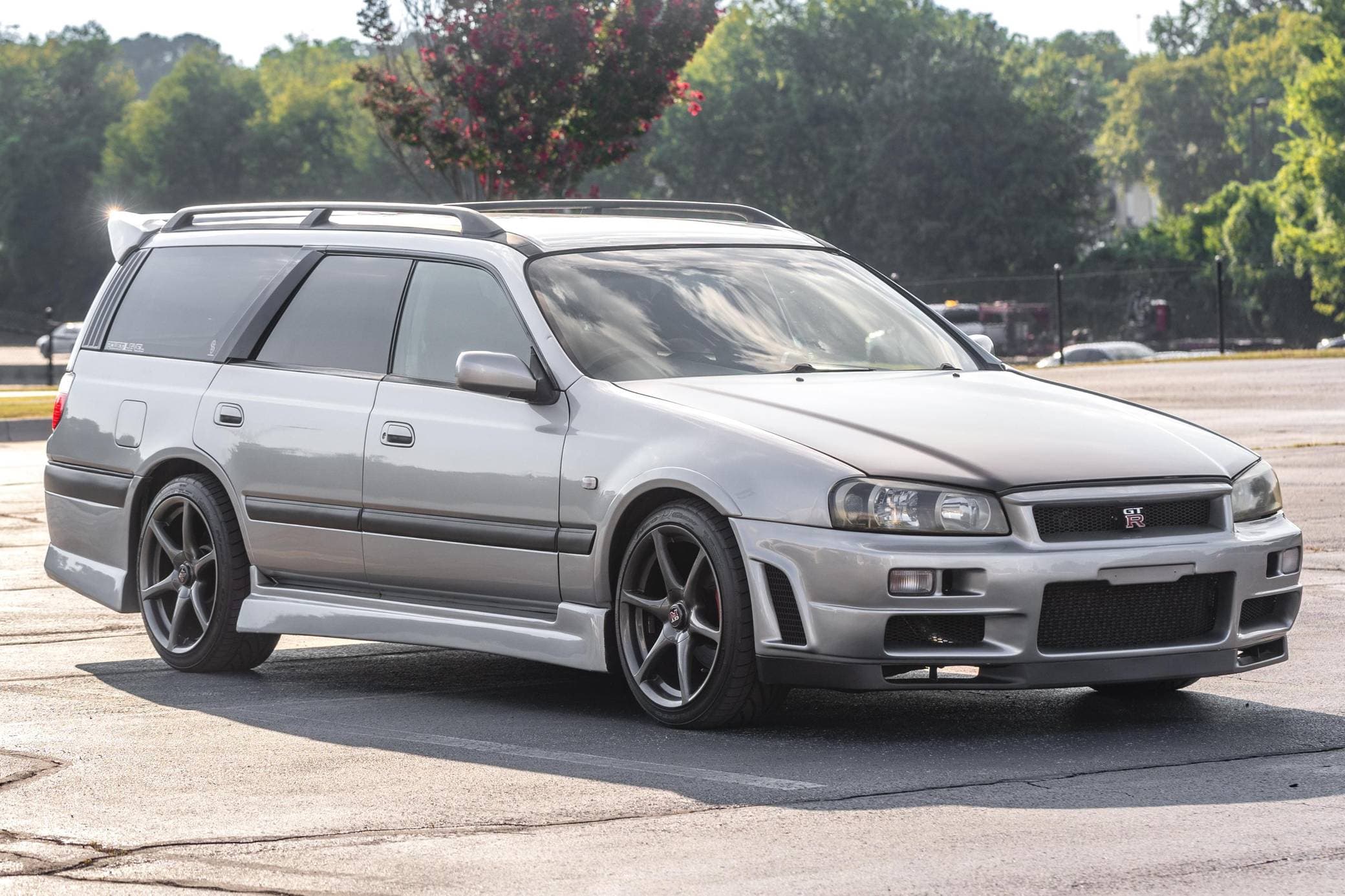 1996 Nissan Stagea sold for $25,750