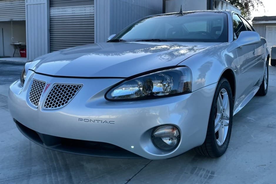 2005 Pontiac Grand Prix sold for $8,450