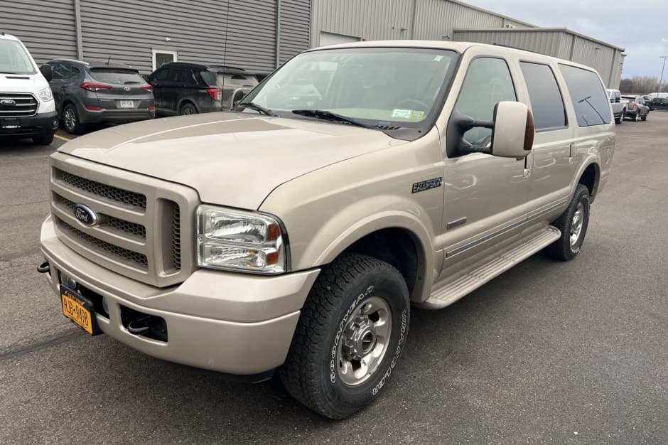 2005 Ford Excursion sold for $45,000