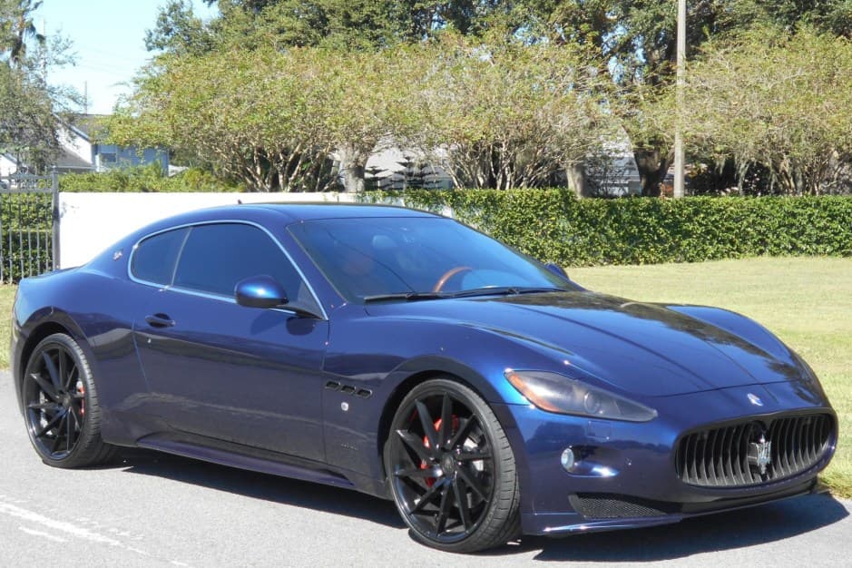 2011 Maserati GranTurismo sold for $31,750