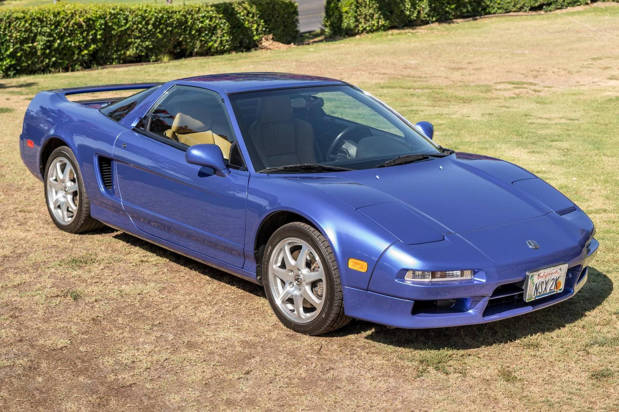 2000 Acura NSX sold for $75,000