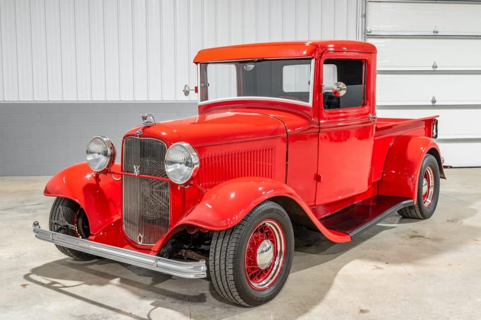 1932 Ford Pickup 1932-1934 & sold for $25,200