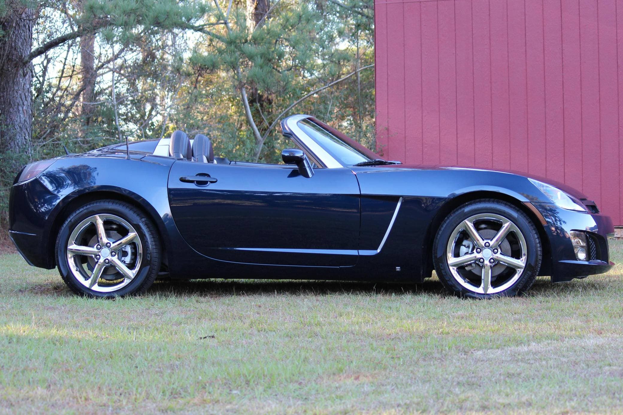 2008 Saturn Sky sold for $16,450