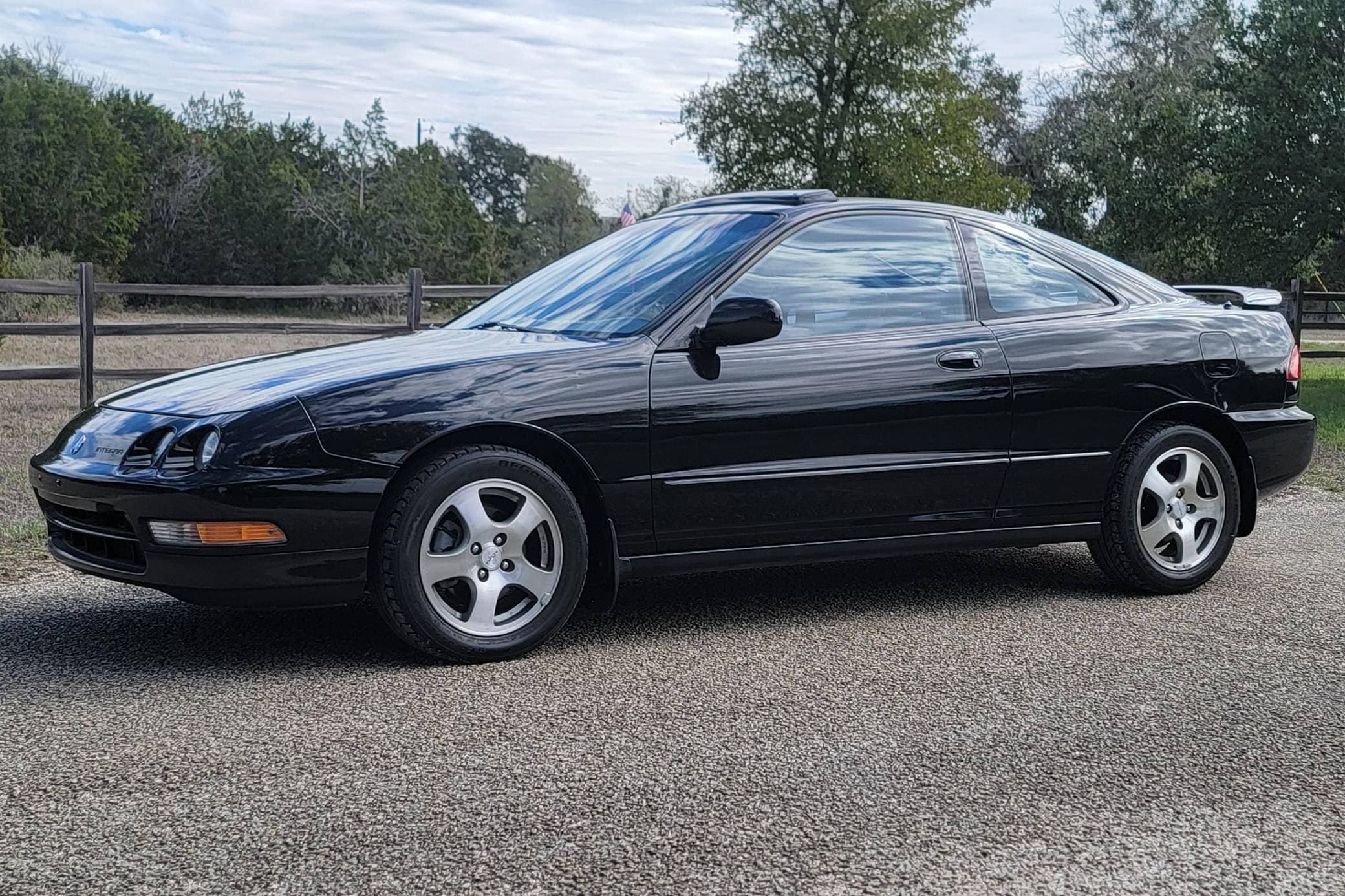 1994 Acura Integra sold for $12,500