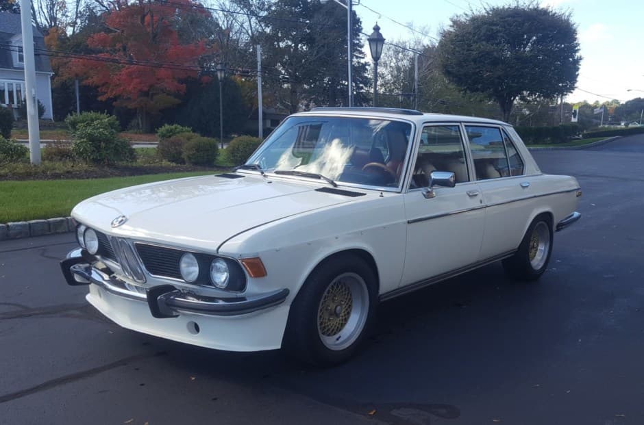 1976 BMW E9 Coupe sold for $6,475