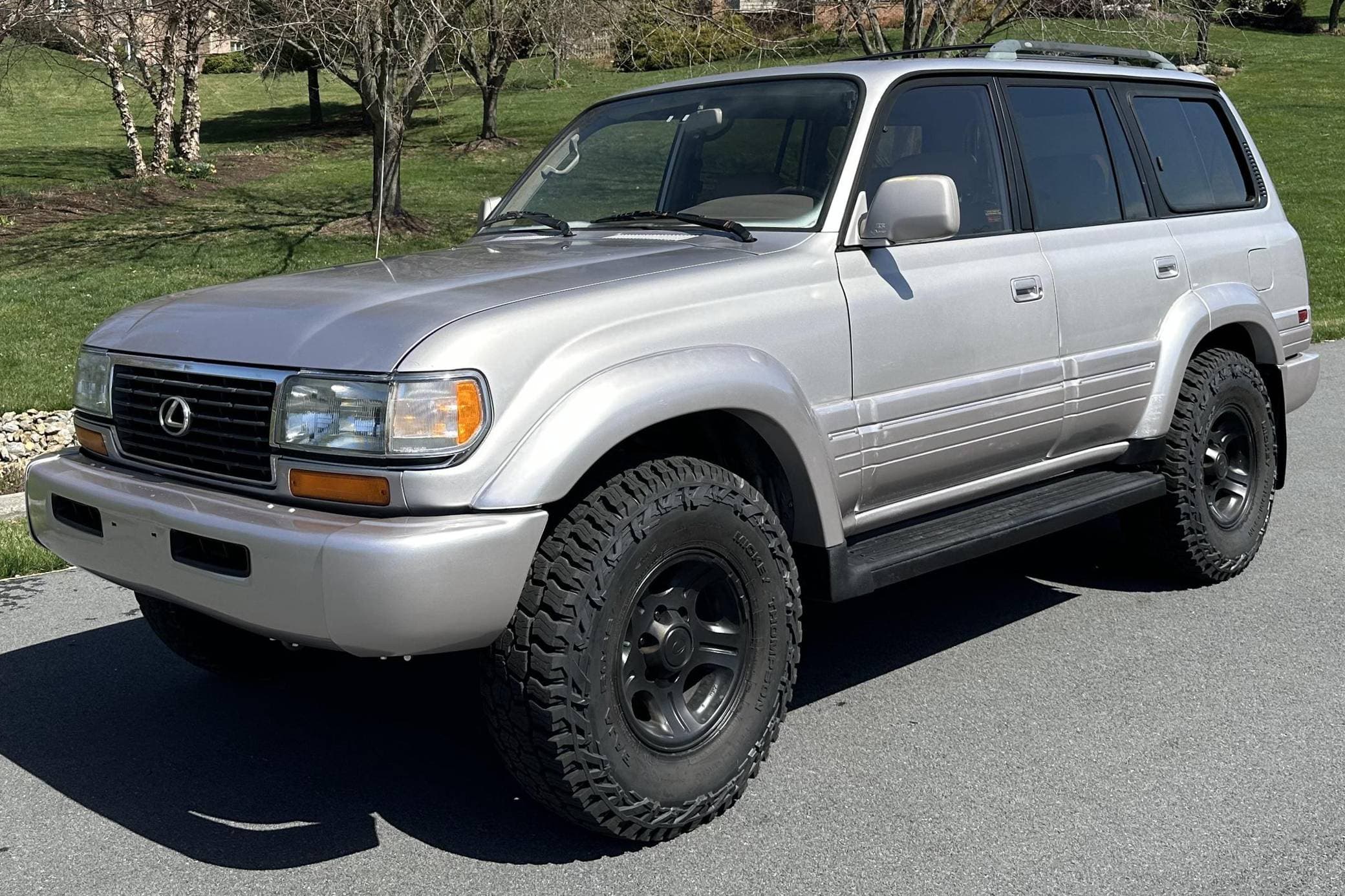 1996 Lexus LX sold for $14,150