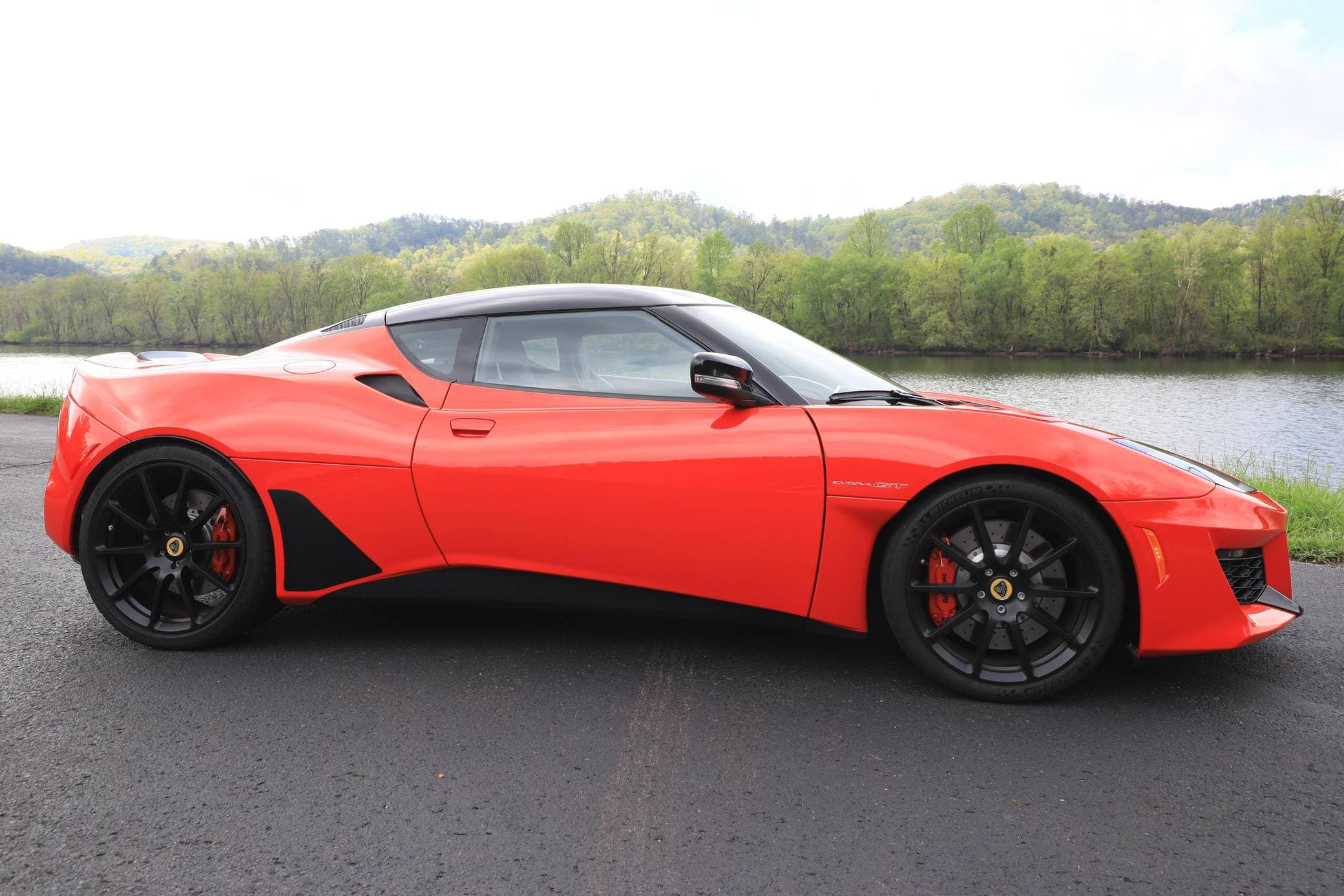 2020 Lotus Evora sold for $84,000