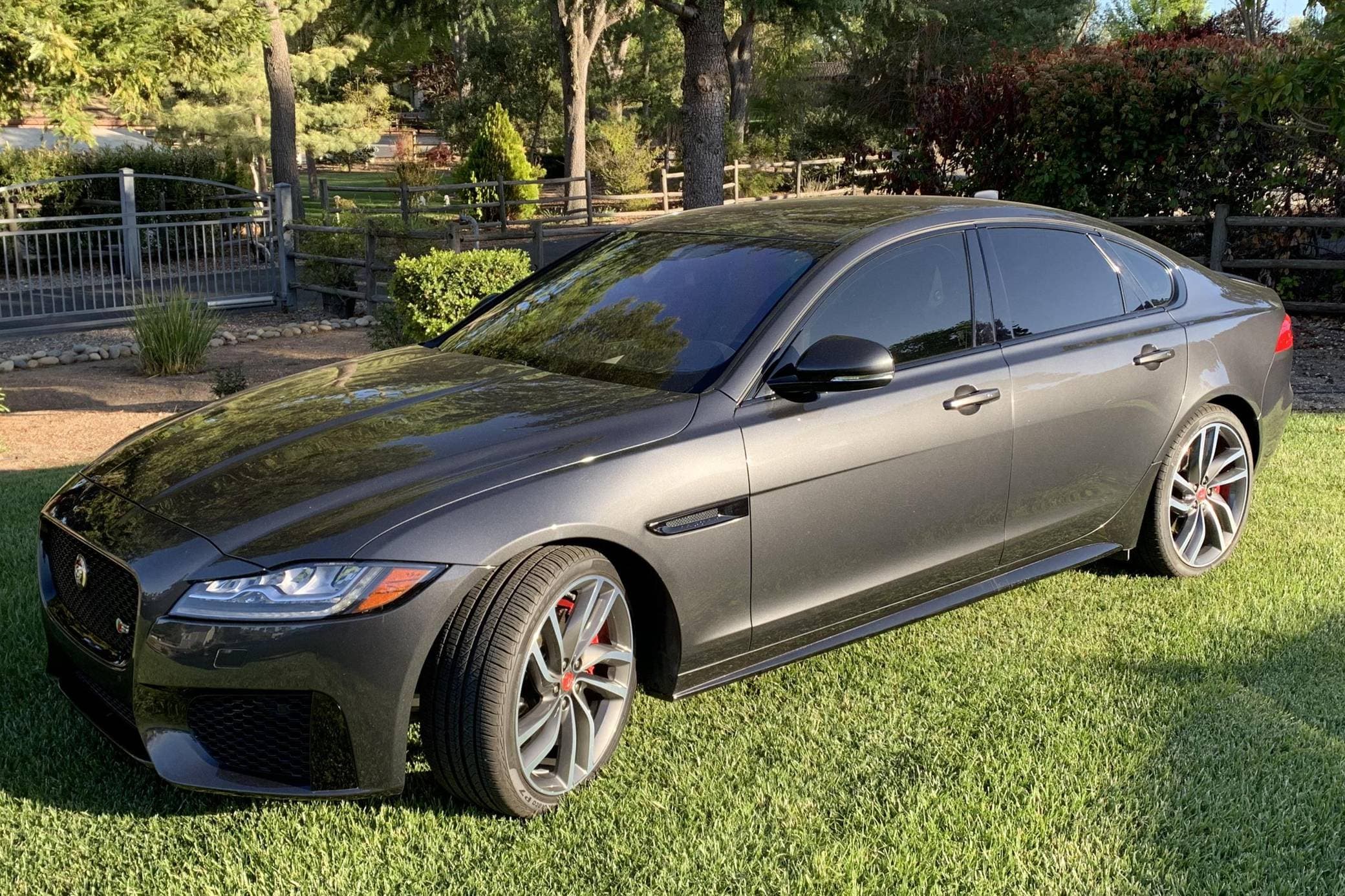 2017 Jaguar XF sold for $22,000