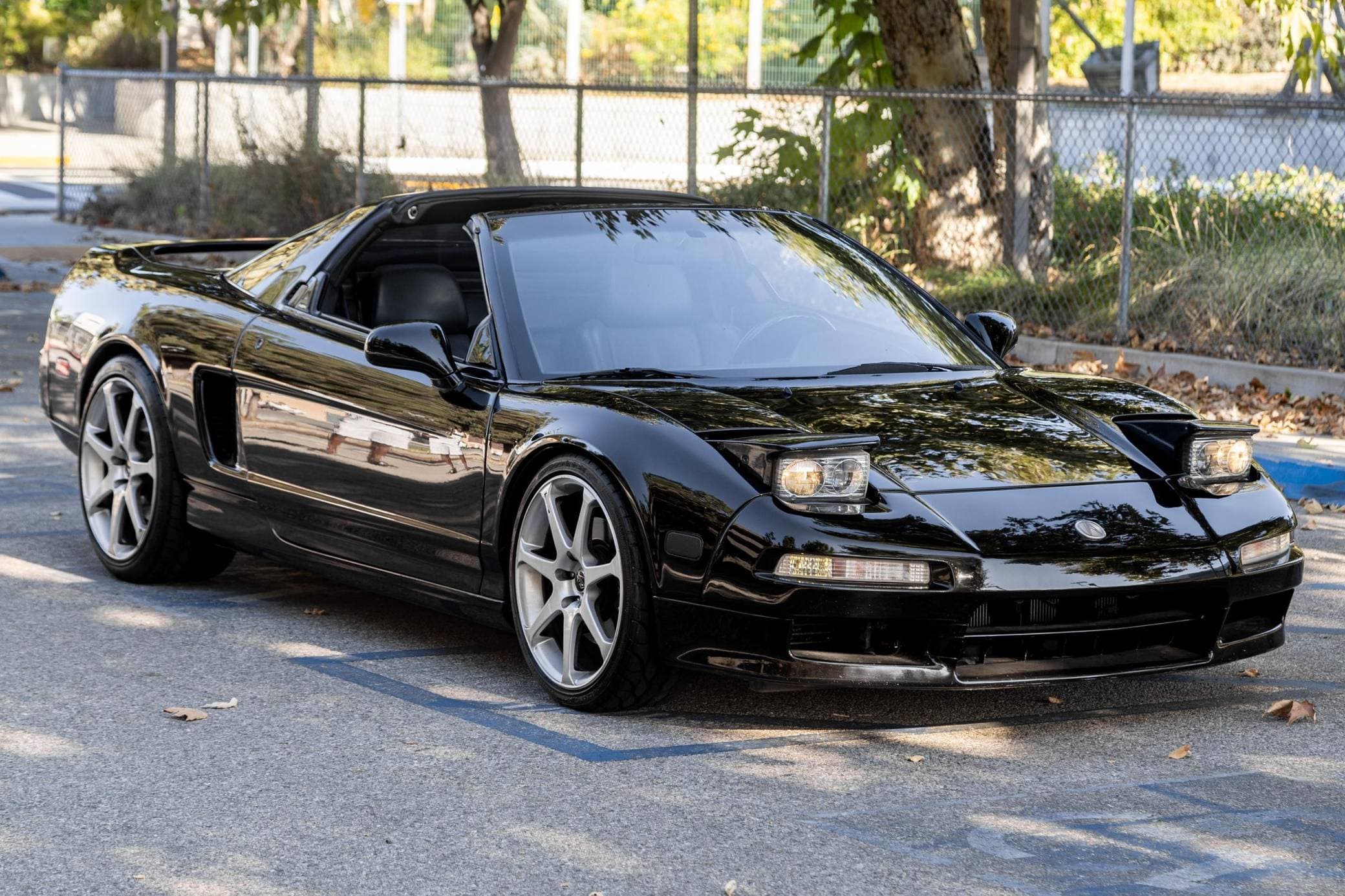 1999 Acura NSX sold for $70,150