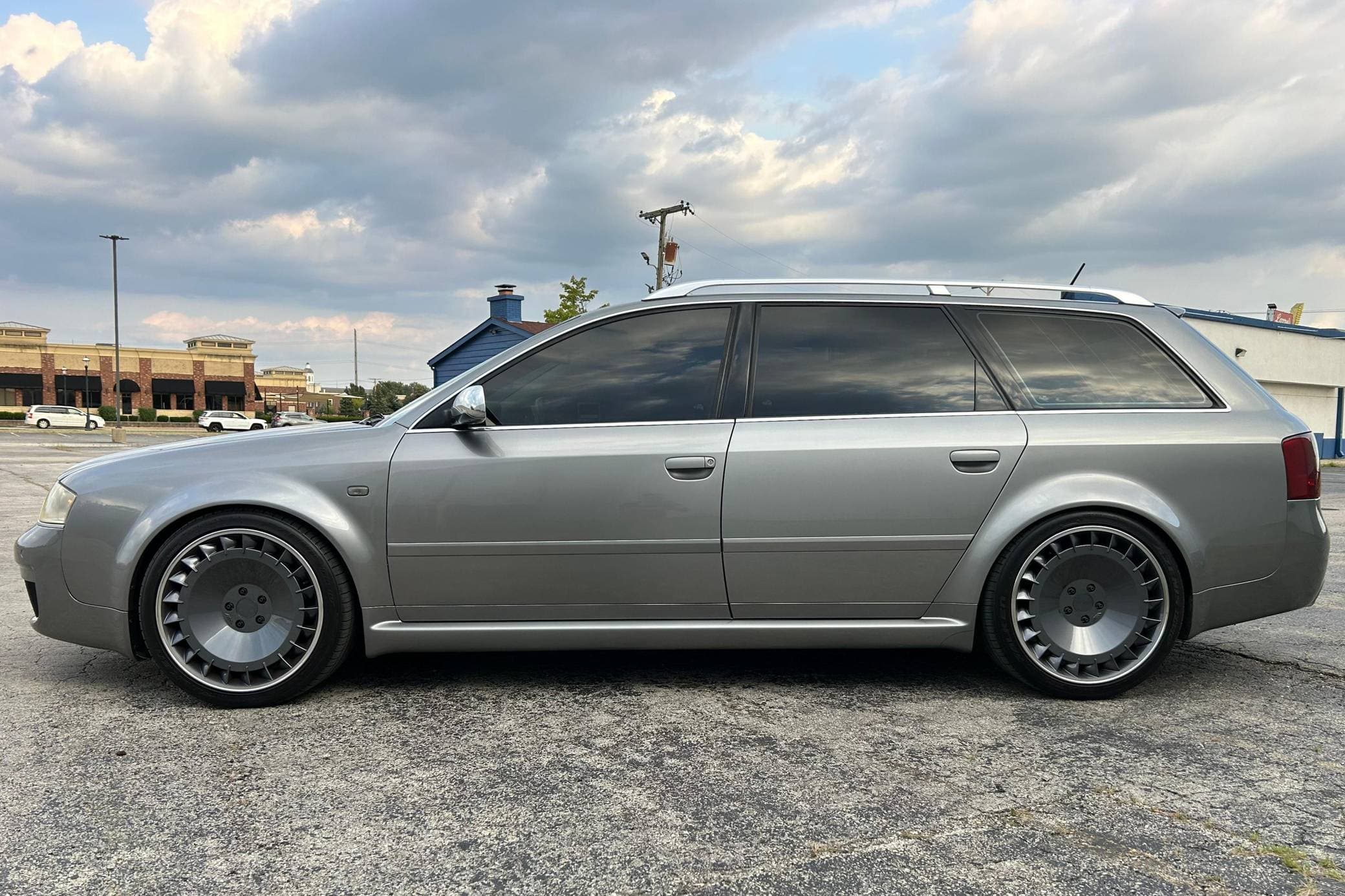 2002 Audi S6 sold for $18,250