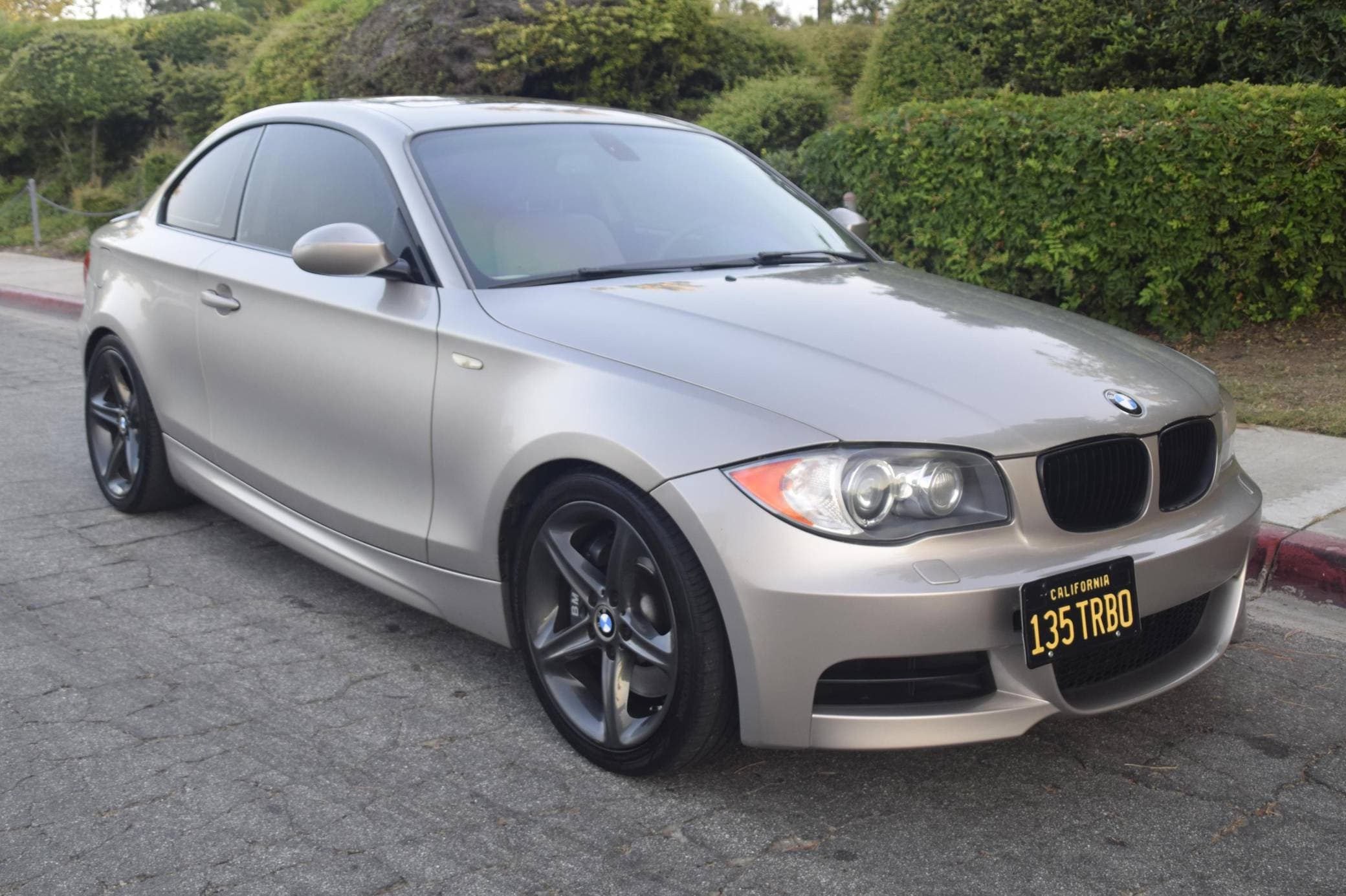 2008 BMW 1 Series sold for $8,300