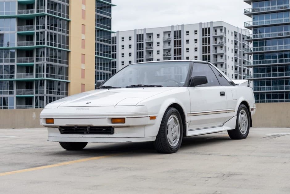 1986 Toyota AW11 MR2 sold for $9,500