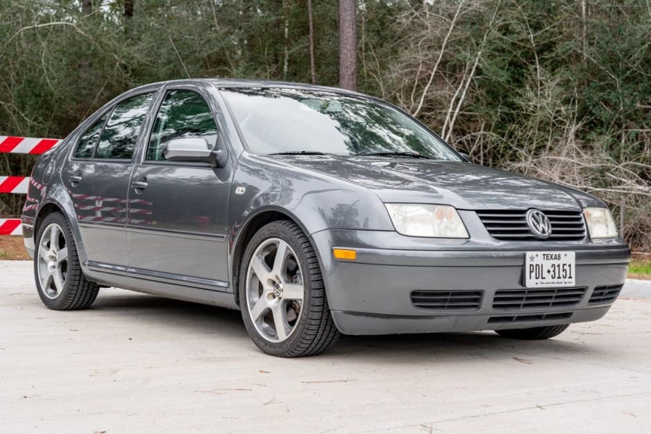 2003 Volkswagen Jetta sold for $12,350
