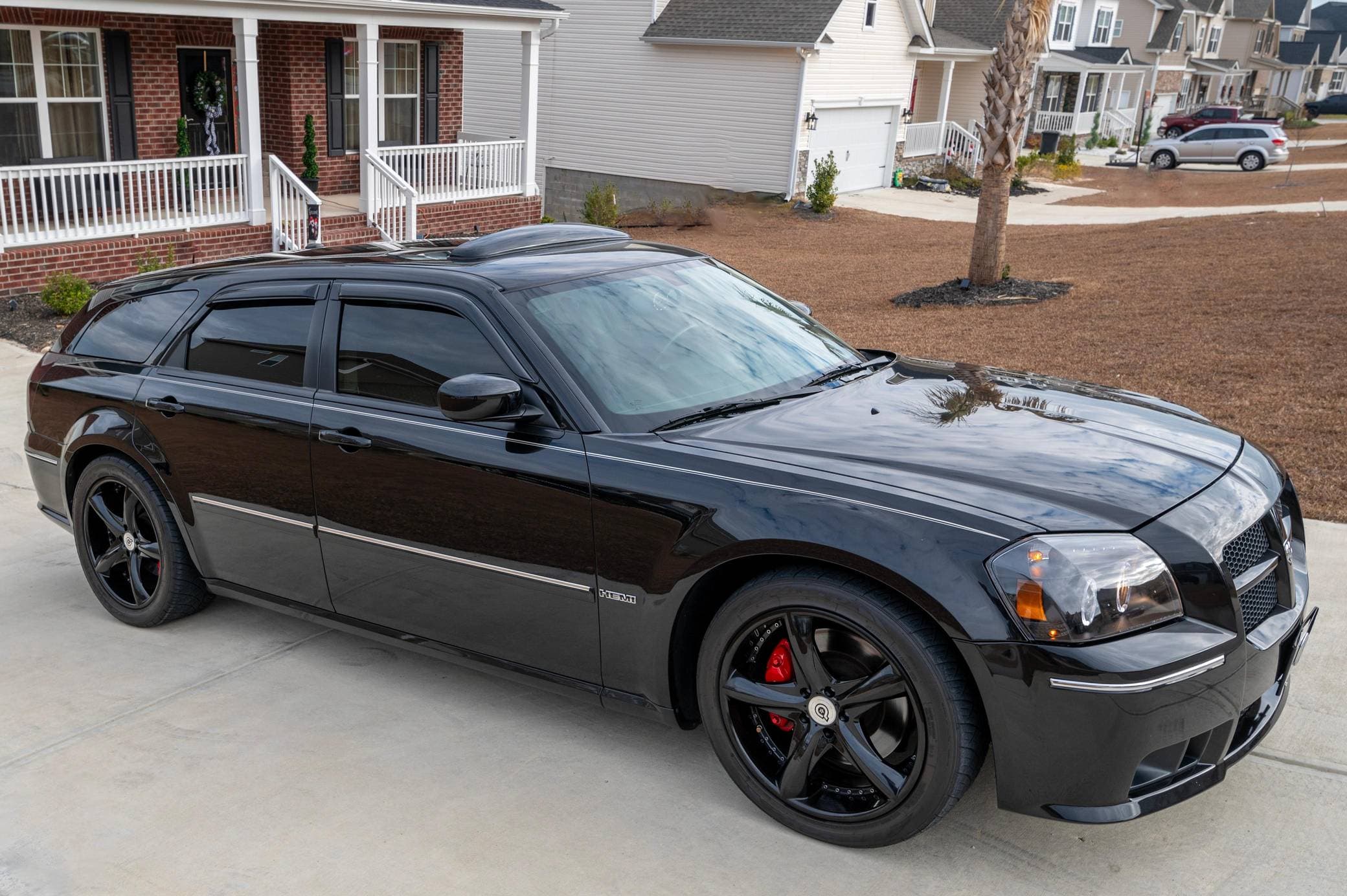 2006 Dodge Magnum sold for $21,743