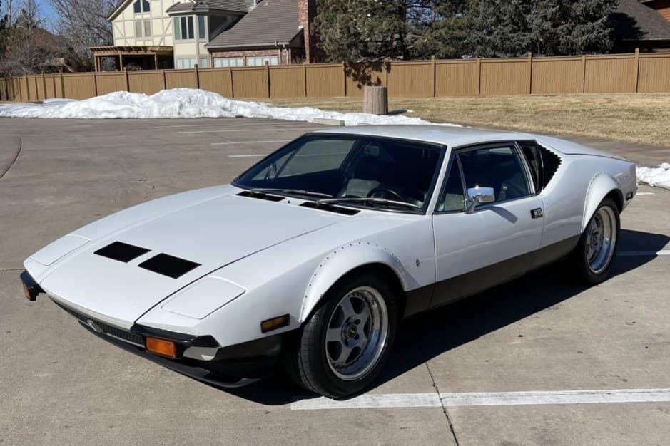 1972 DeTomaso Pantera sold for $62,000