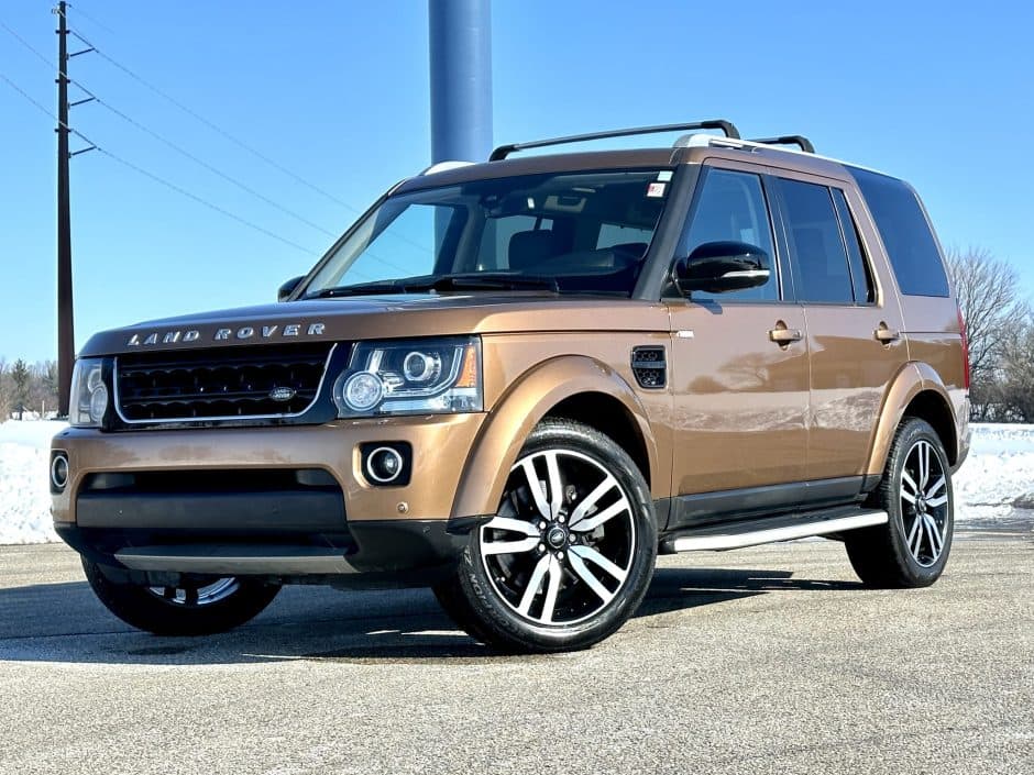 2016 Land Rover LR4 sold for $39,250