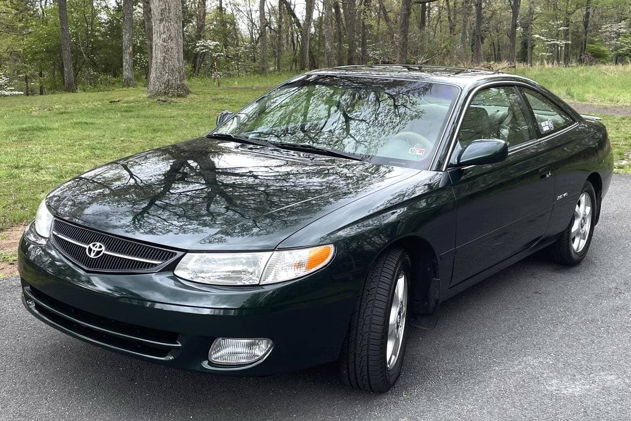 1999 Toyota Camry sold for $6,204