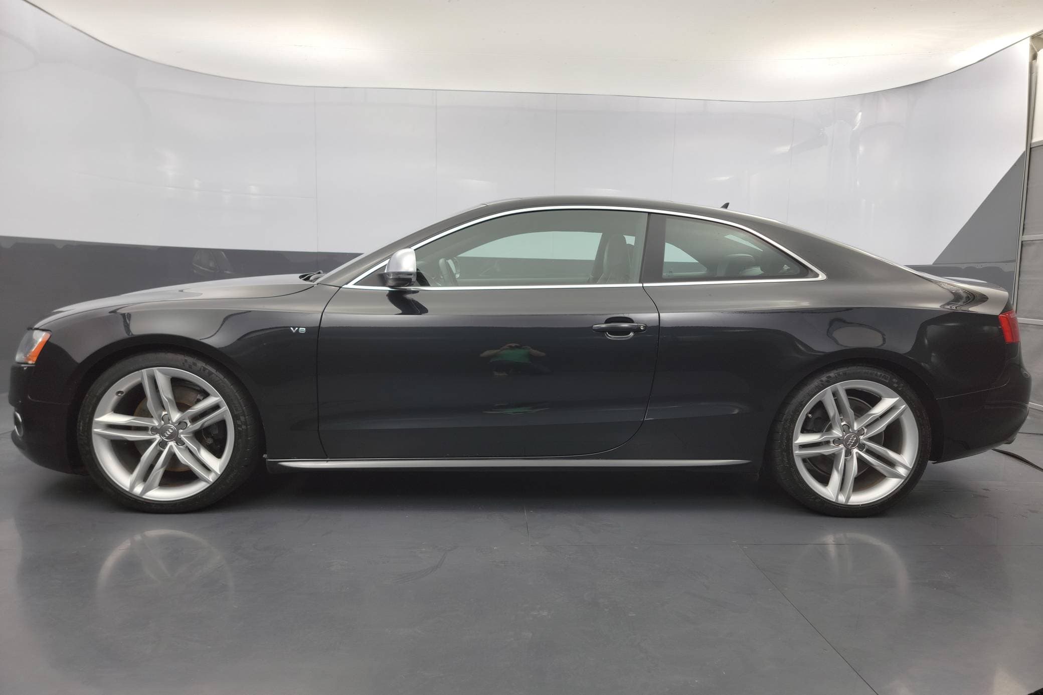 2008 Audi S5 sold for $11,800