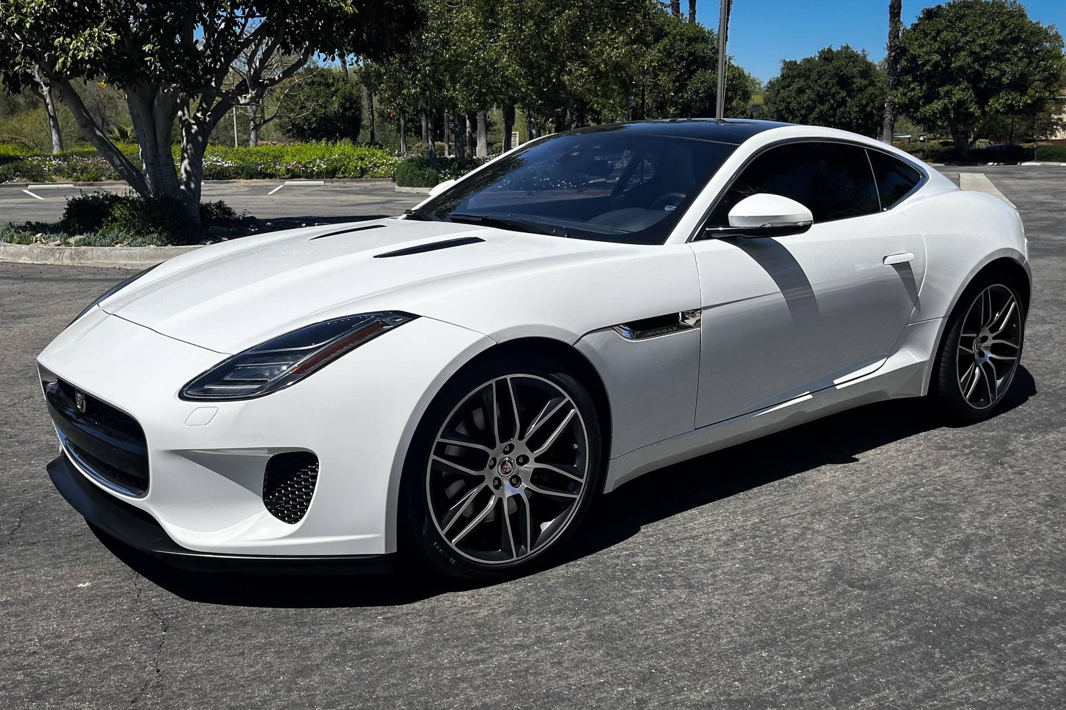 2020 Jaguar F-Type sold for $38,250