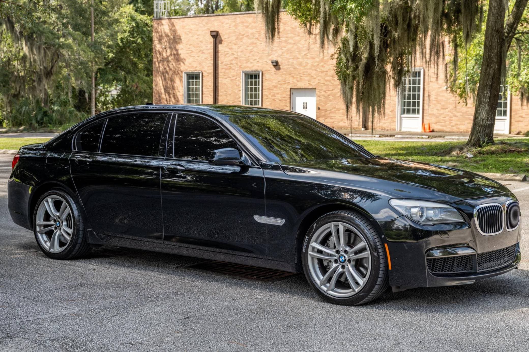 2012 BMW 7 Series sold for $15,750